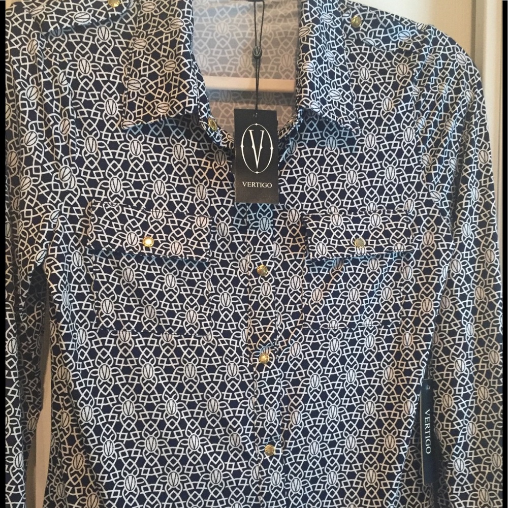 Vertigo Blouse Size M
